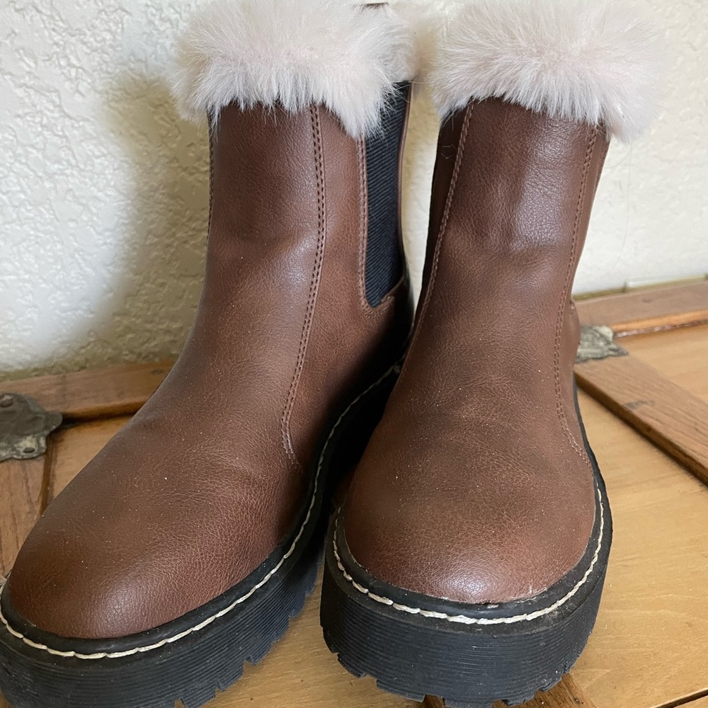 Winter boots